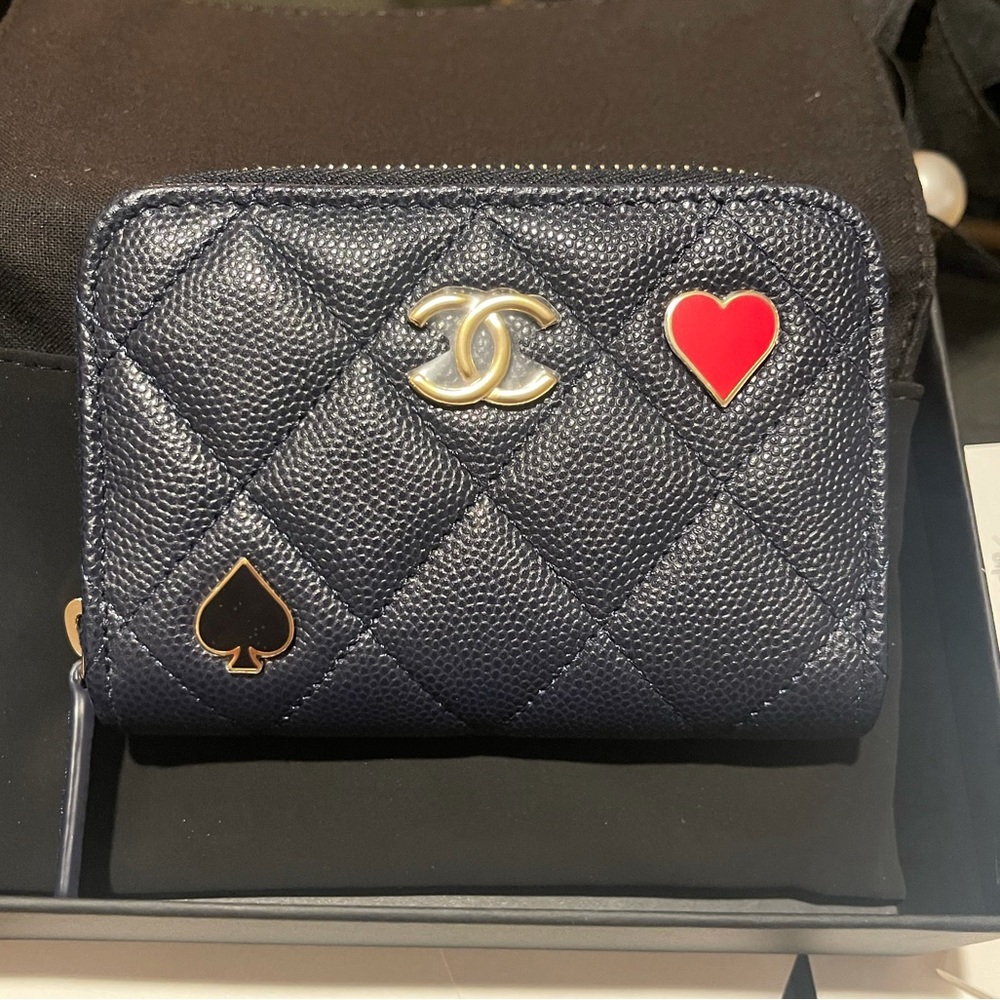 CHANEL Navy Card Holder/Mini Wallet